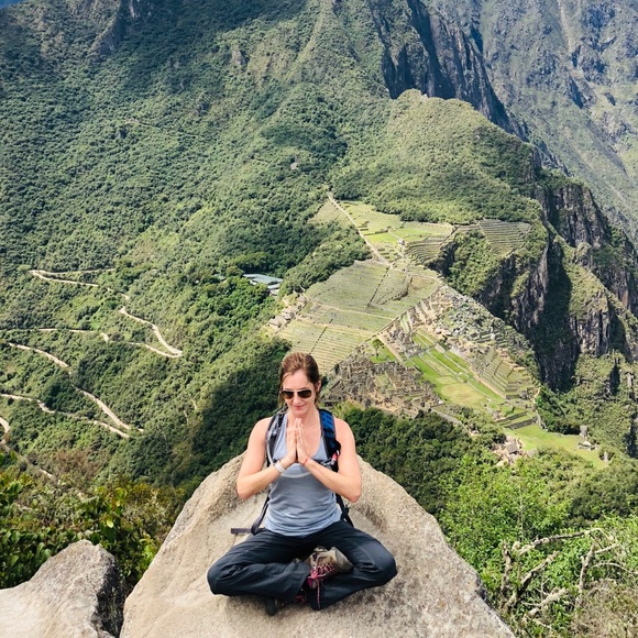 Meet your Posher, Carissa - Picture 2 of 2